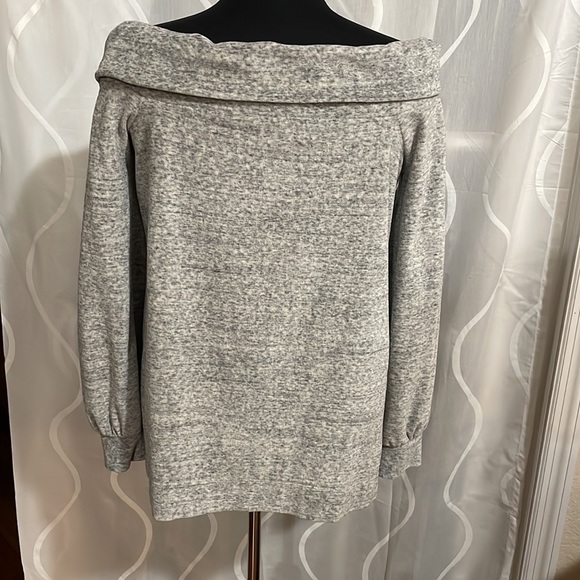 Loft, off the shoulder Fleece top, Small - Picture 2 of 6